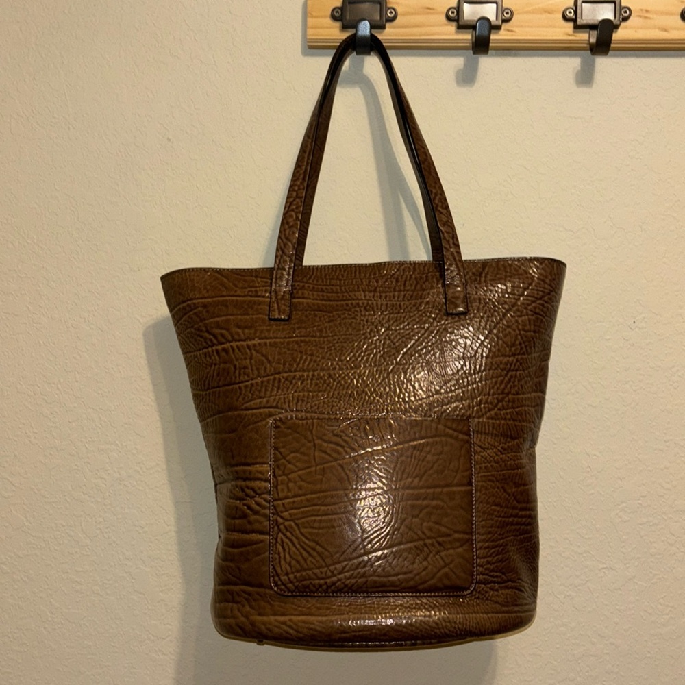 Brunello Cuchinelli bucket tote